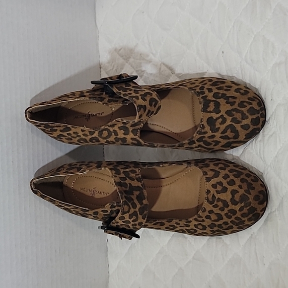 Jaclyn Smith Women's Leopard Print Heels Size 7 - Picture 2 of 8